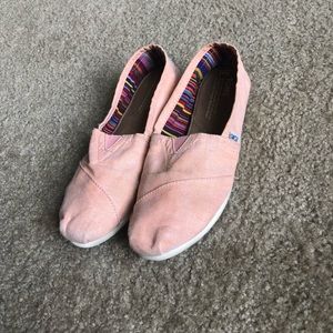 Canvas Toms